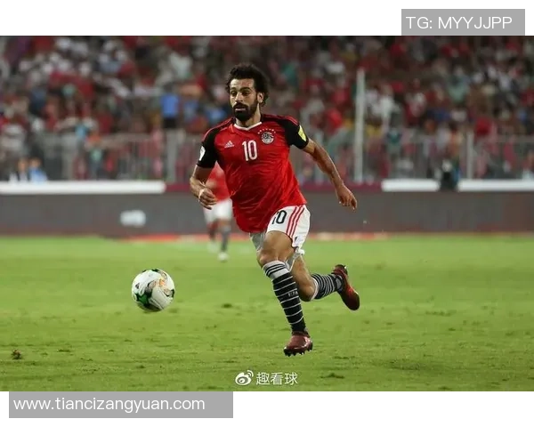 非洲足球明星萨拉赫的传奇之路与辉煌成就解析