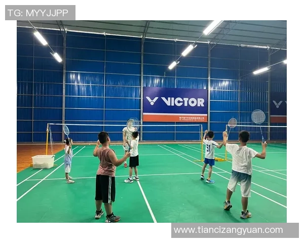 羽毛球纪实：记录成都羽毛球队的成长故事